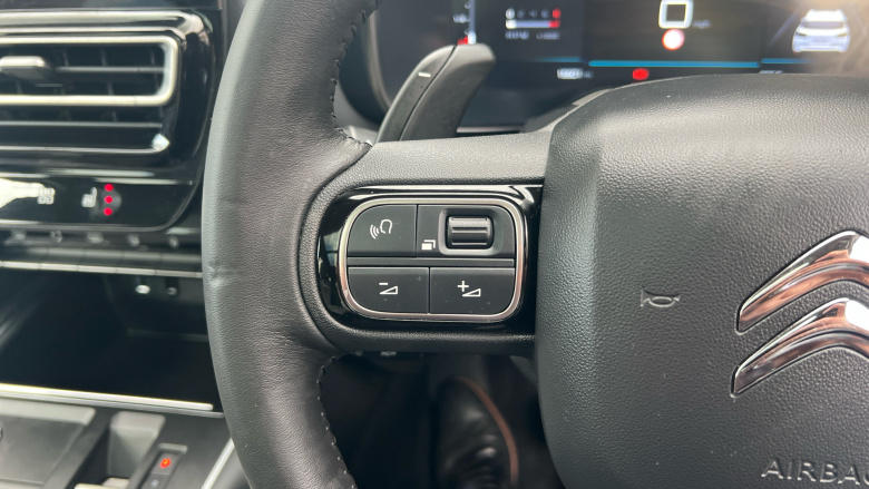 Citroen C5 Aircross 1.2 Hybrid 136 E-series 5dr e-DCS6 Petrol Hatchback